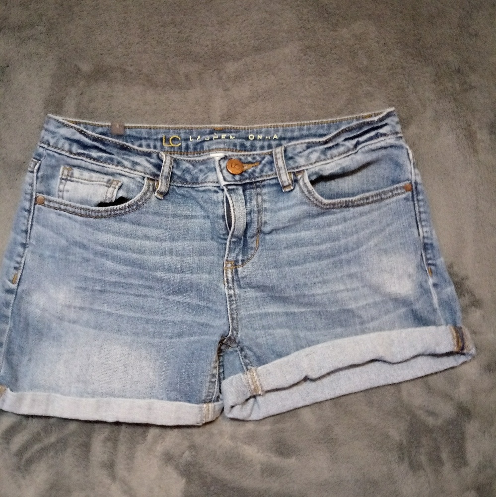 Medium Wash Shorts(lightly worn)